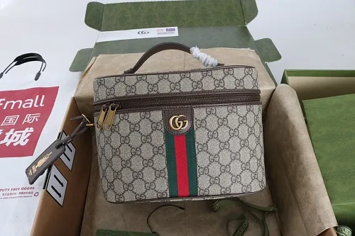 All categories Official website "Brand Women's Bags" Women's Bags 💙 GUCCI 2026 GUCCI new crossbody shoulder bag