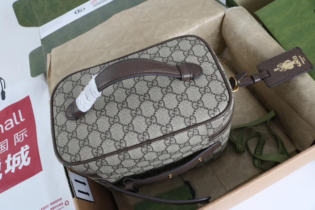 All categories Official website "Brand Women's Bags" Women's Bags 💙 GUCCI 2026 GUCCI new crossbody shoulder bag