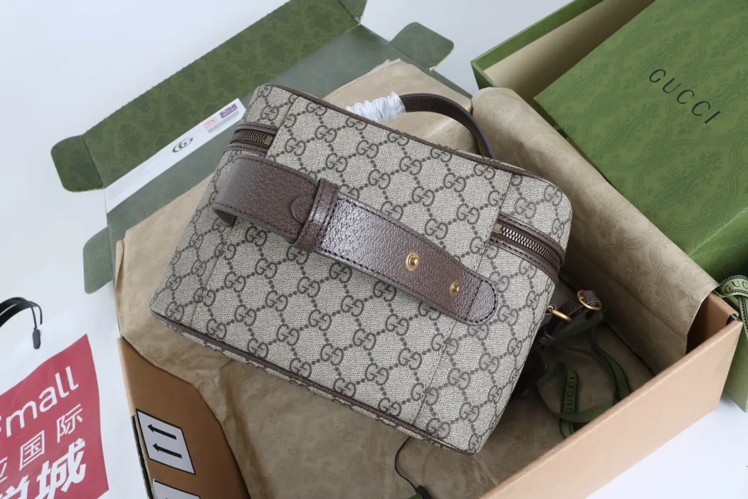 All categories Official website "Brand Women's Bags" Women's Bags 💙 GUCCI 2026 GUCCI new crossbody shoulder bag
