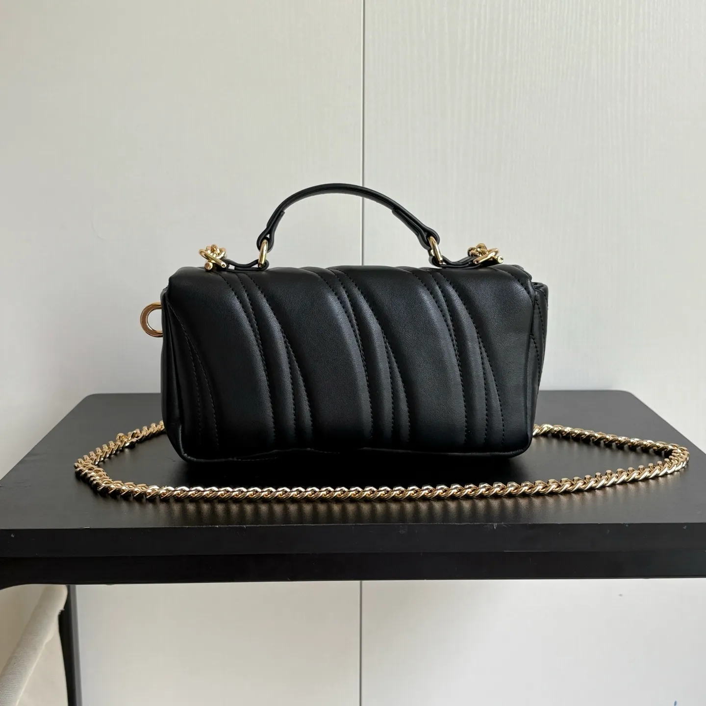 All Categories Official Website "Brand Women's Bags" Women's Bags 💙 GUCCI 2026 New GUCCI Crossbody Bag