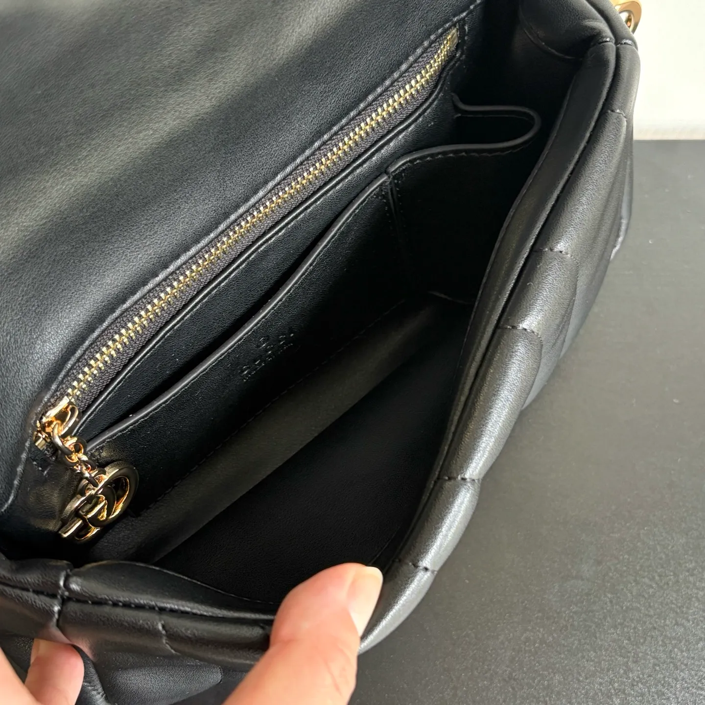 All Categories Official Website "Brand Women's Bags" Women's Bags 💙 GUCCI 2026 New GUCCI Crossbody Bag