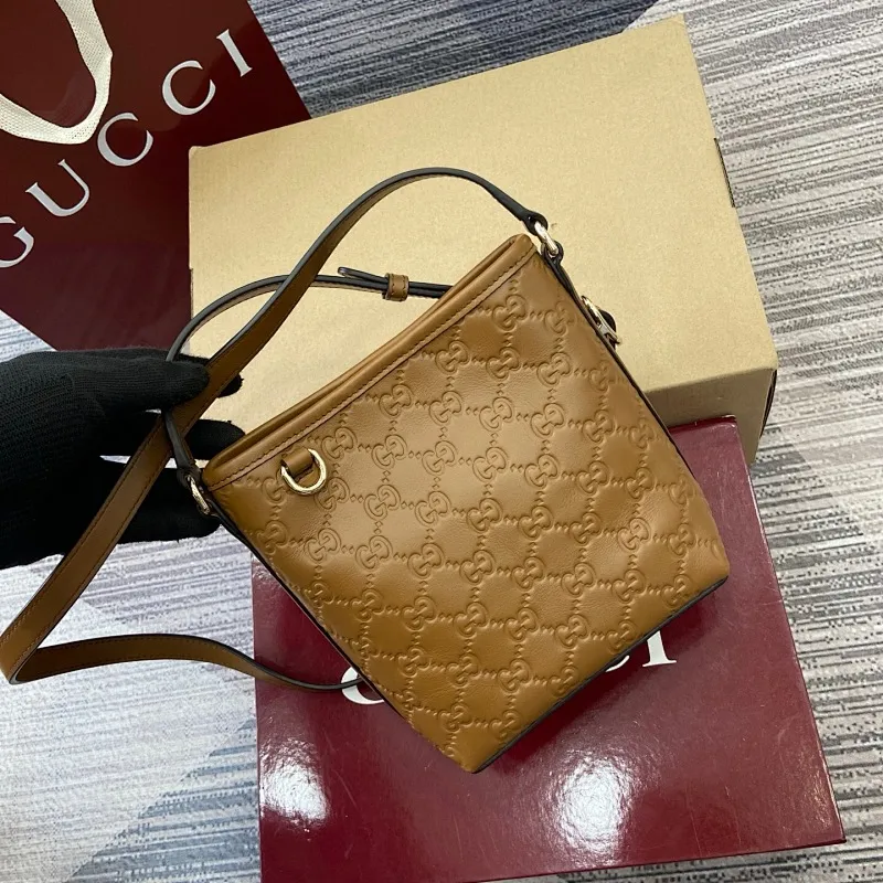 All Categories Official Website "Brand Women's Bags" Women's Bags 💙 GUCCI 2025 New GUCCI Crossbody Bag