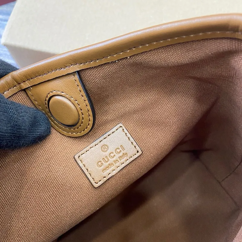All Categories Official Website "Brand Women's Bags" Women's Bags 💙 GUCCI 2025 New GUCCI Crossbody Bag
