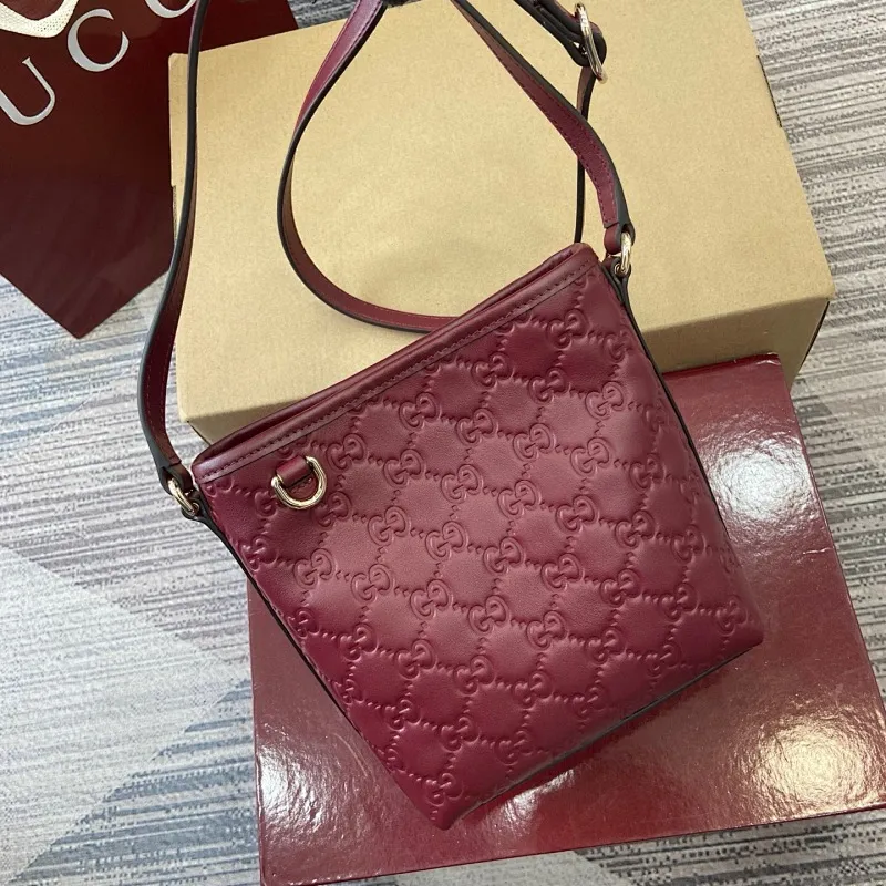 All Categories Official Website "Brand Women's Bags" Women's Bags 💙 GUCCI 2025 New GUCCI Crossbody Bag