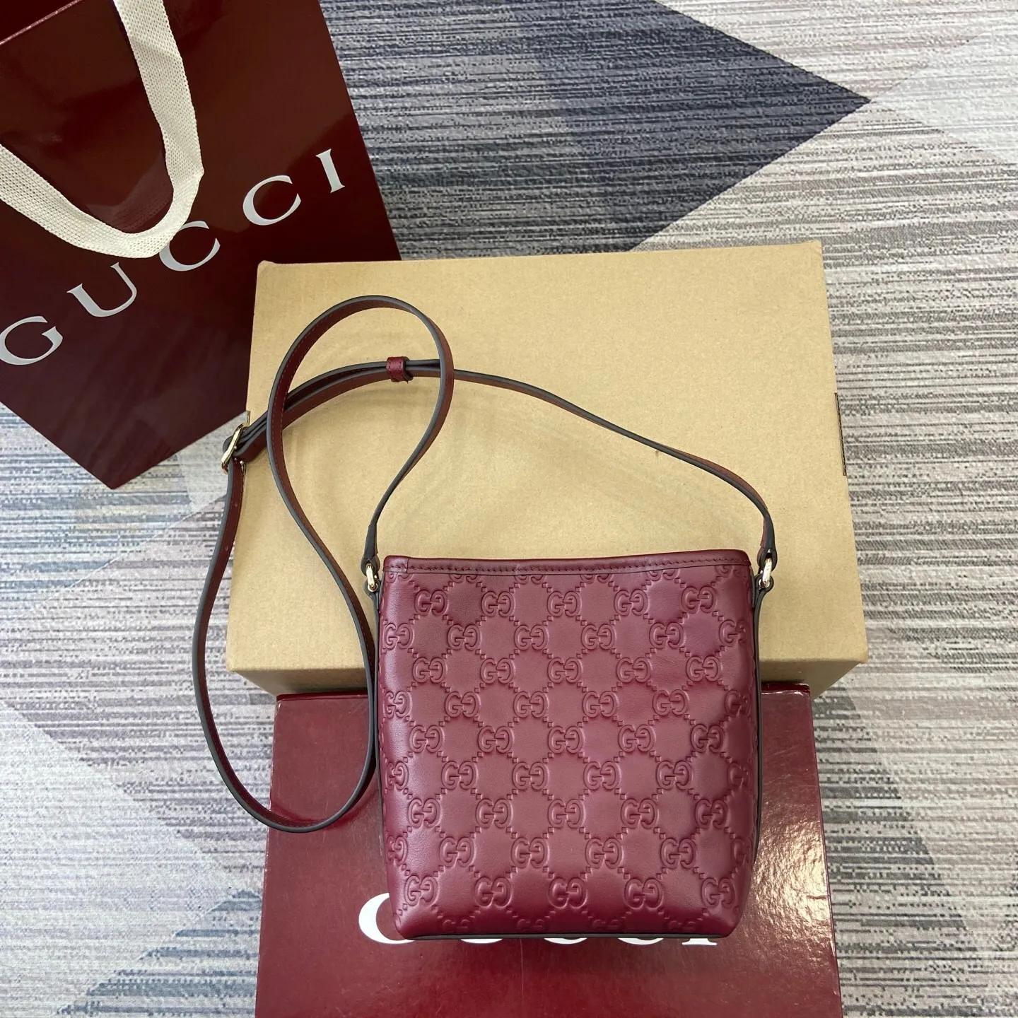 All Categories Official Website "Brand Women's Bags" Women's Bags 💙 GUCCI 2025 New GUCCI Crossbody Bag