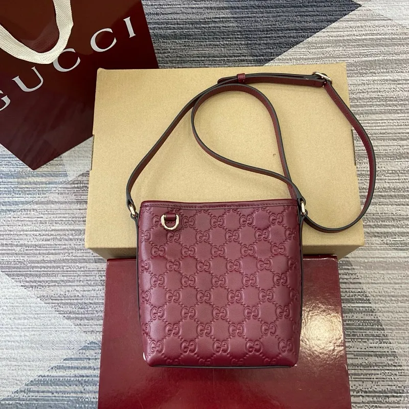 All Categories Official Website "Brand Women's Bags" Women's Bags 💙 GUCCI 2025 New GUCCI Crossbody Bag
