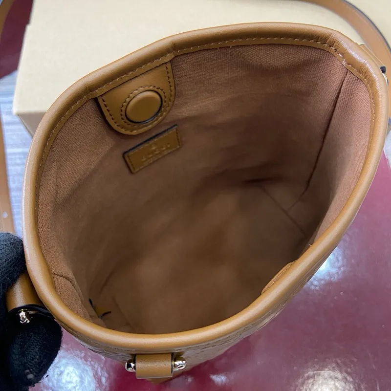 All Categories Official Website "Brand Women's Bags" Women's Bags 💙 GUCCI 2025 New GUCCI Crossbody Bag
