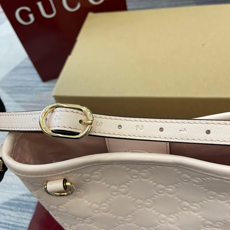 All Categories Official Website "Brand Women's Bags" Women's Bags 💙 GUCCI 2025 New GUCCI Crossbody Bag