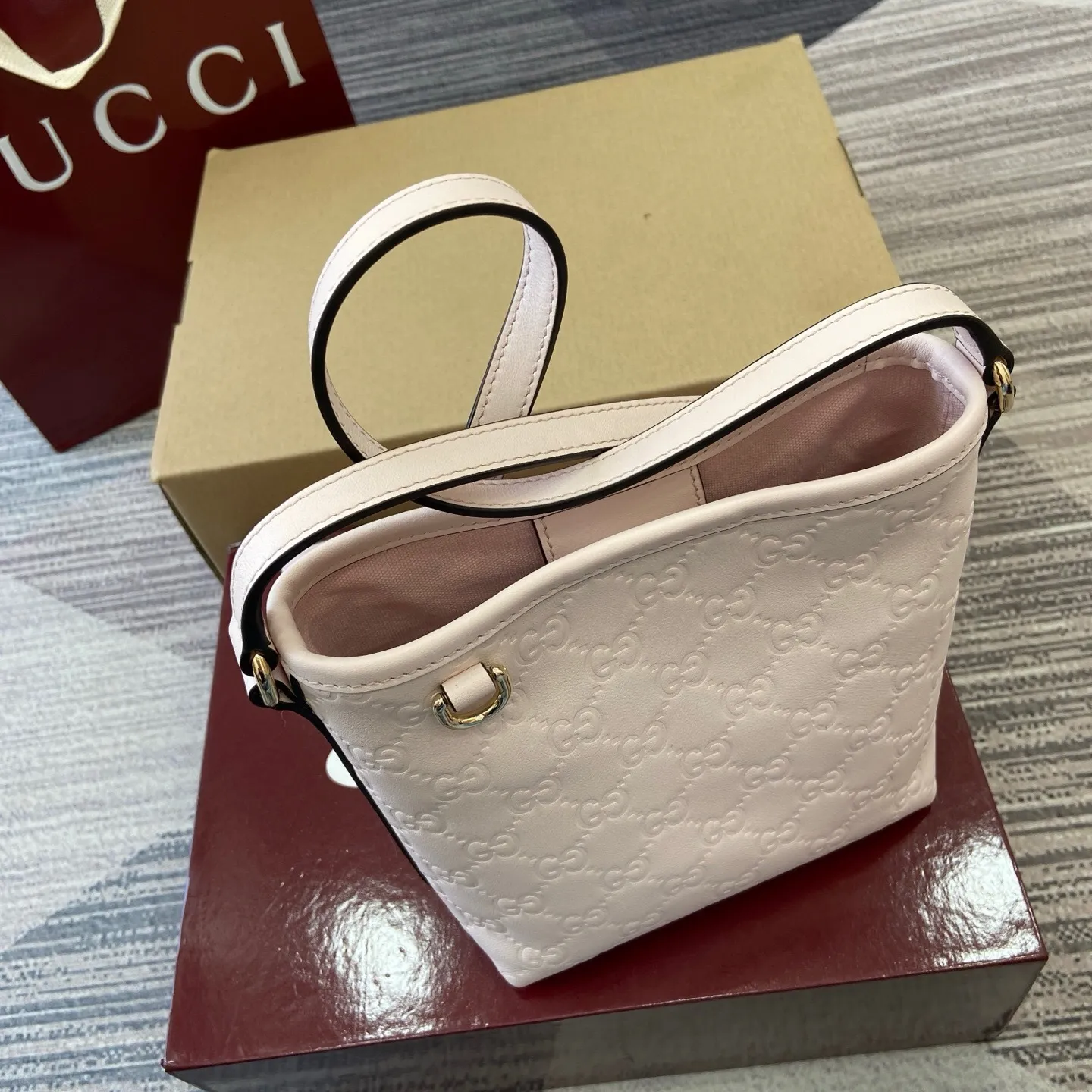 All Categories Official Website "Brand Women's Bags" Women's Bags 💙 GUCCI 2025 New GUCCI Crossbody Bag
