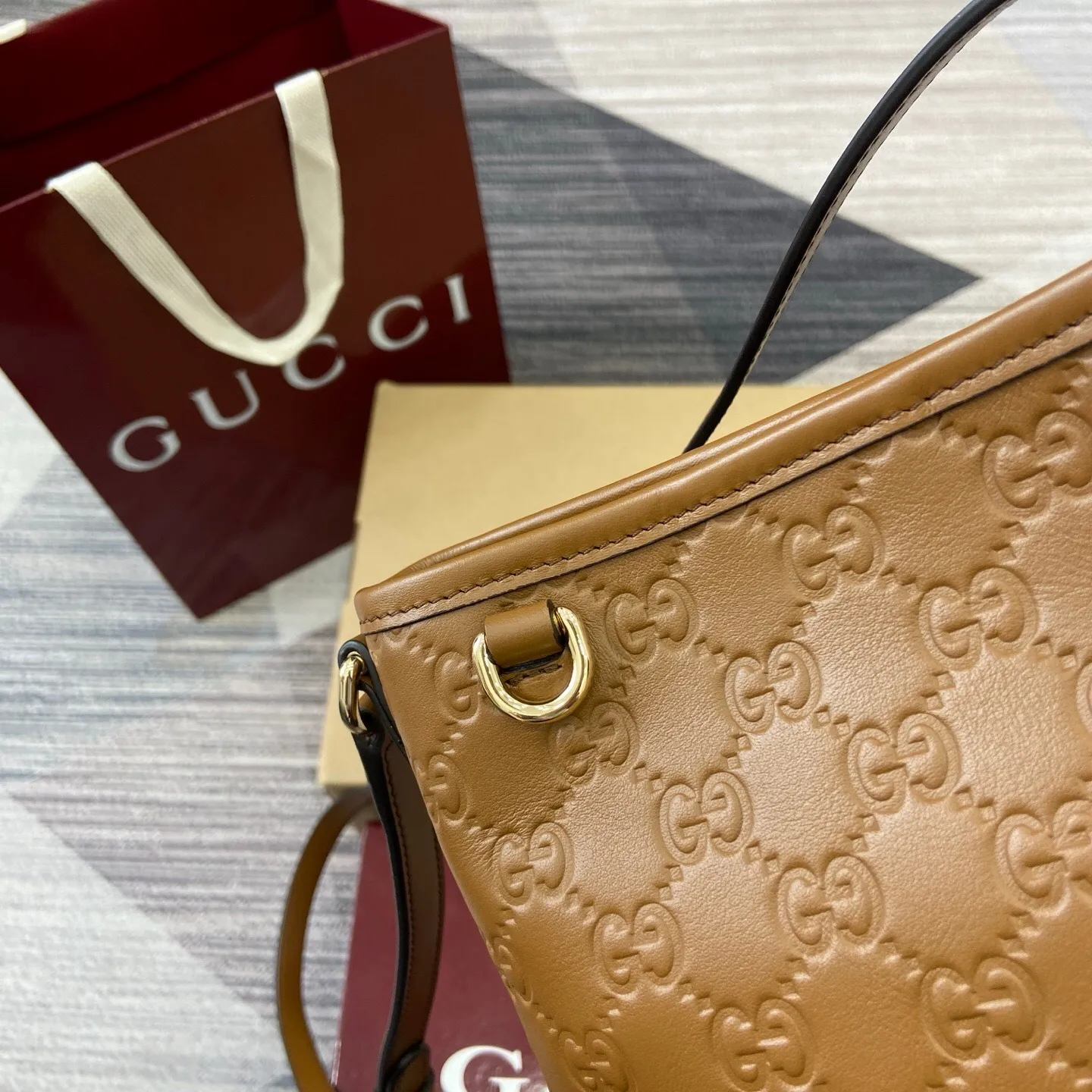 All Categories Official Website "Brand Women's Bags" Women's Bags 💙 GUCCI 2025 New GUCCI Crossbody Bag