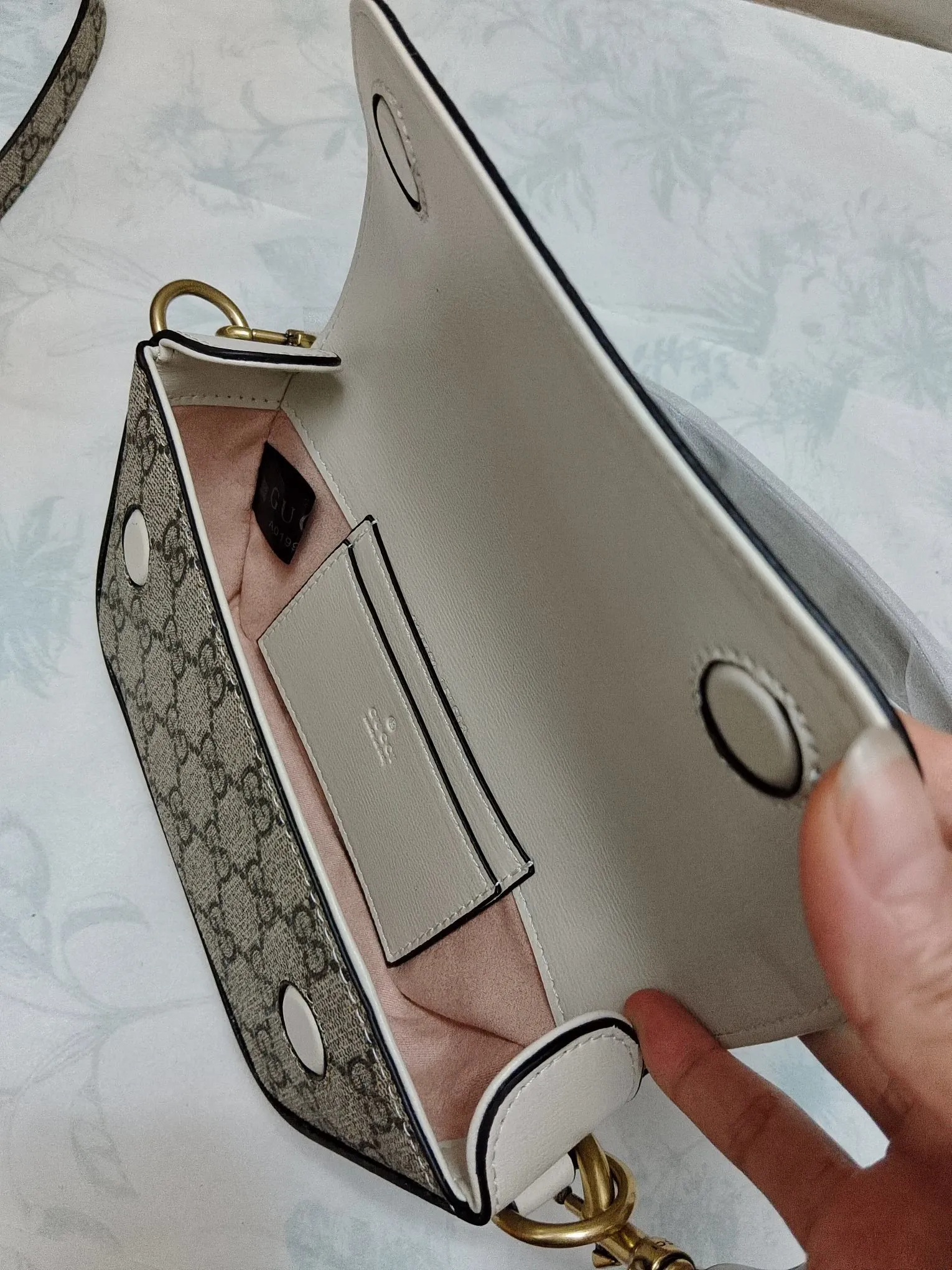 All categories Official website "Brand Women's Bags" Women's Bags 💙 GUCCI 2023 latest GUCCI crossbody bag