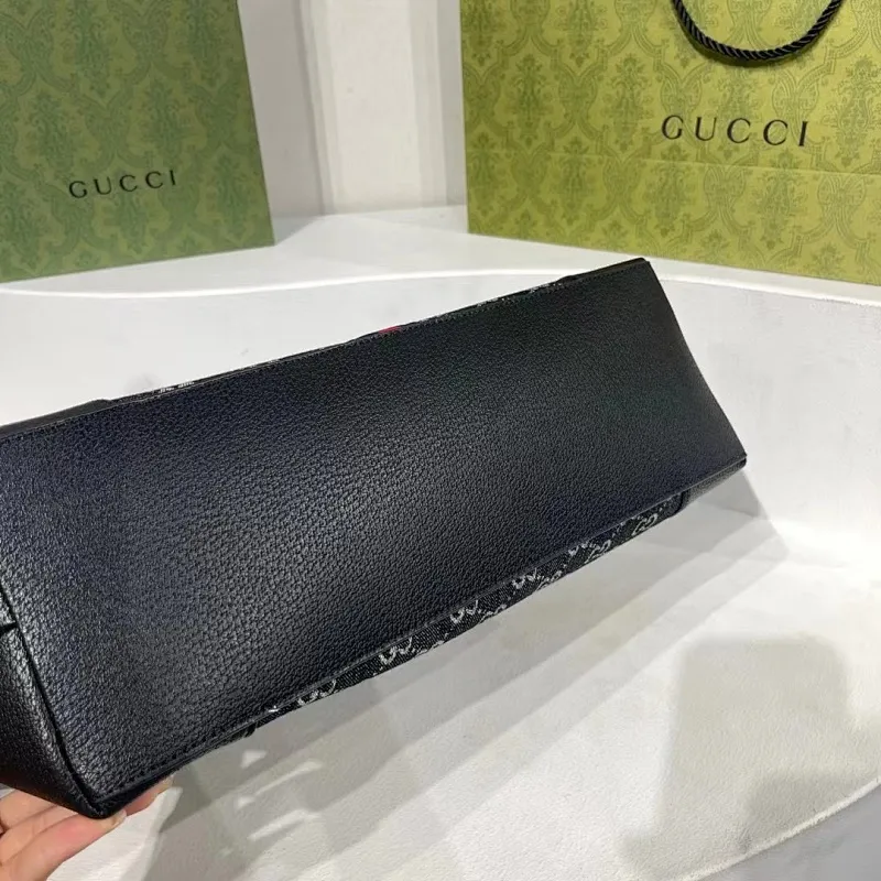 All categories Official website "Brand Women's Bags" Women's Bags 💙 GUCCI 2022 Official New Gucci Handbag Wholesale 58001600 High Quality Specifications: 37.8-26.9-13CM