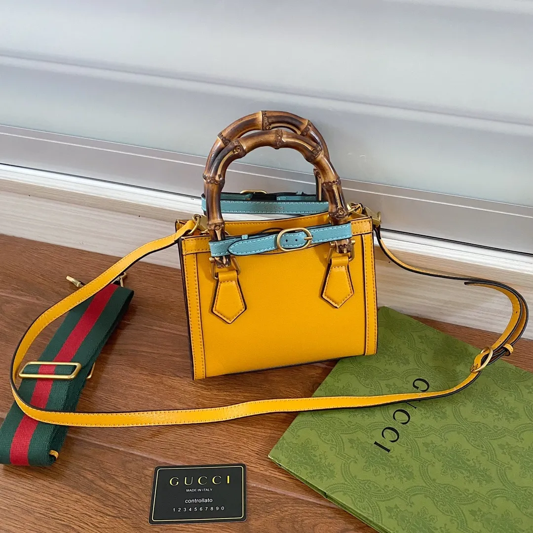 All categories Official website "Brand Women's Bags" Women's Bags 💙 GUCCI 2022 Official New Gucci Mini Tote Bag Wholesale 58002000 High Quality Specifications: 20-16-10CM