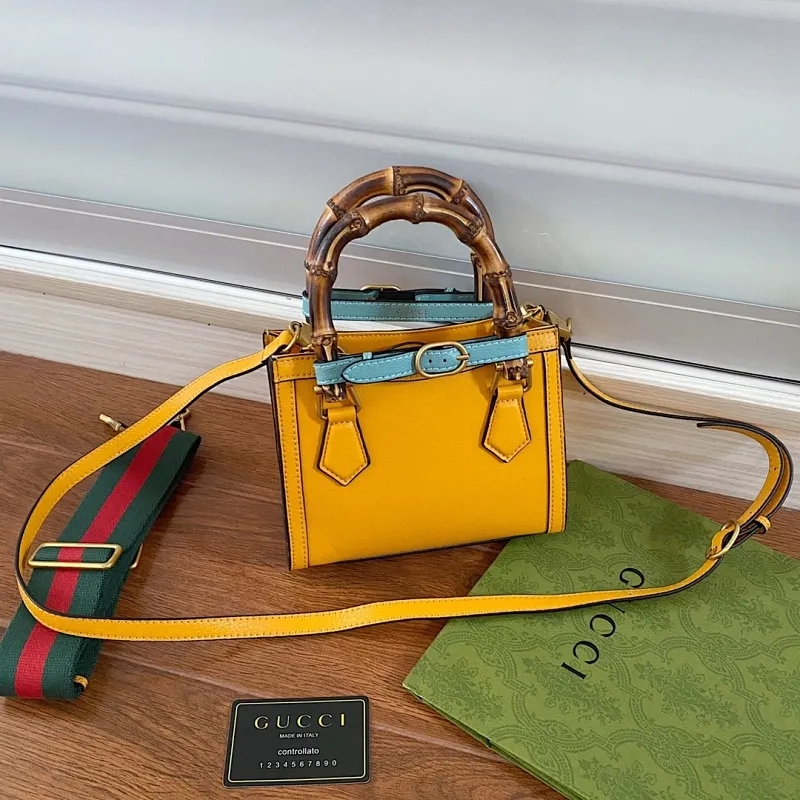 All categories Official website "Brand Women's Bags" Women's Bags 💙 GUCCI 2022 Official New Gucci Mini Tote Bag Wholesale 58002000 High Quality Specifications: 20-16-10CM