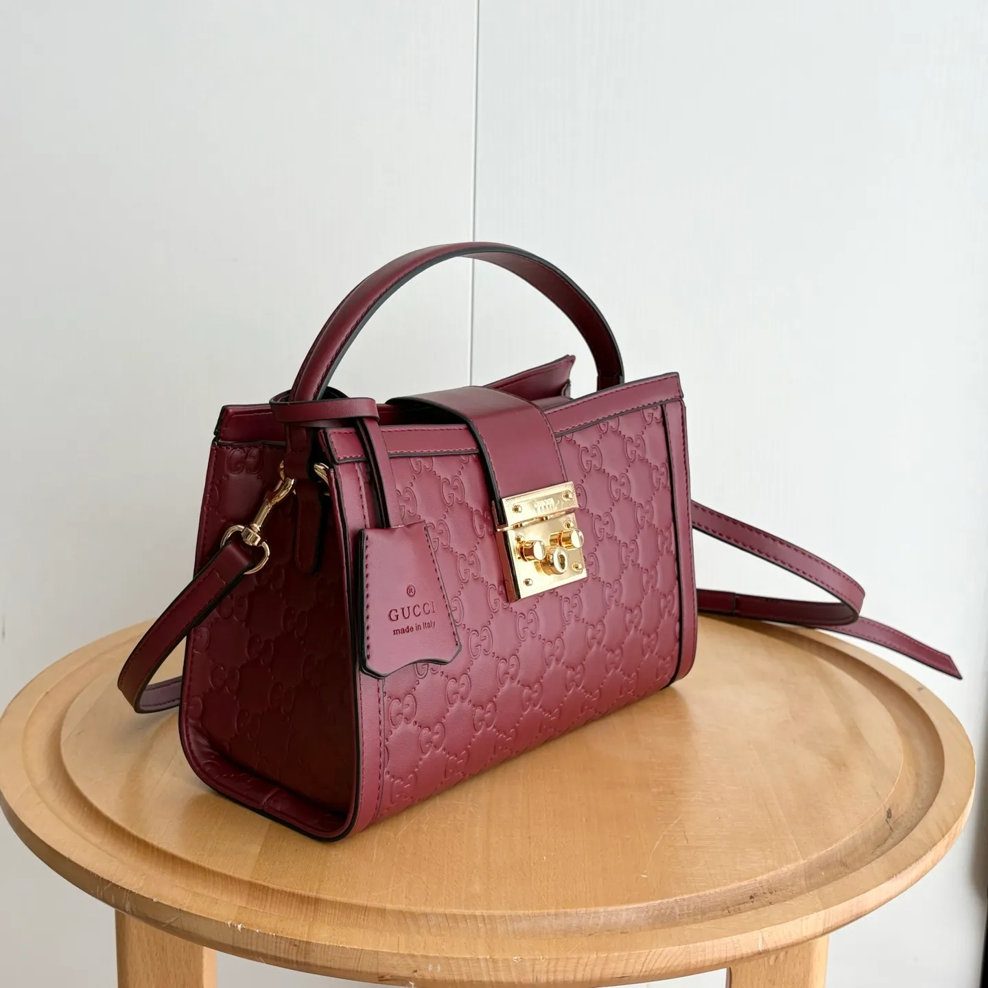 All Categories Official Website "Brand Women's Bags" Women's Bags 💙 GUCCI 2026 New GUCCI Crossbody Bag