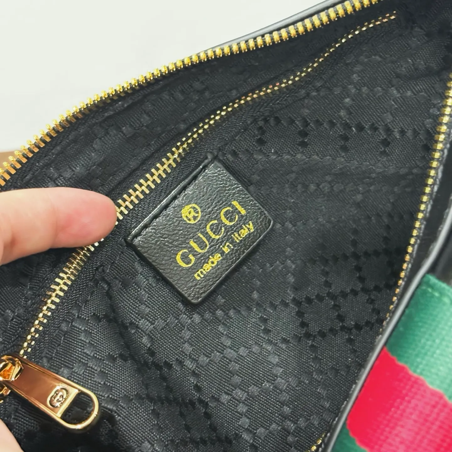 All Categories Official Website "Brand Women's Bags" Women's Bags 💙 GUCCI 2026 New GUCCI Crossbody Bag