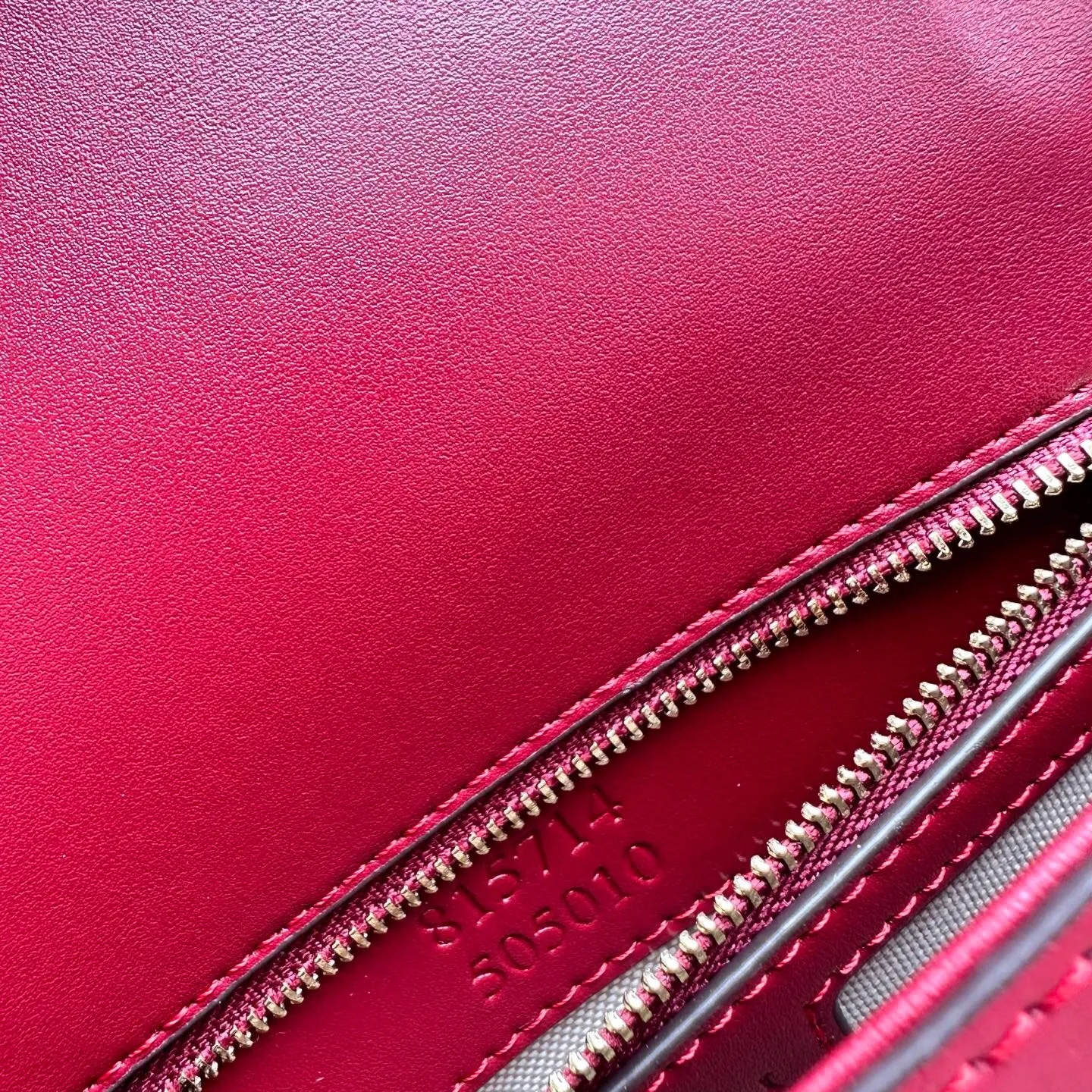 All Categories Official Website "Brand Women's Bags" Women's Bags 💙 GUCCI 2025 New GUCCI Crossbody Bag
