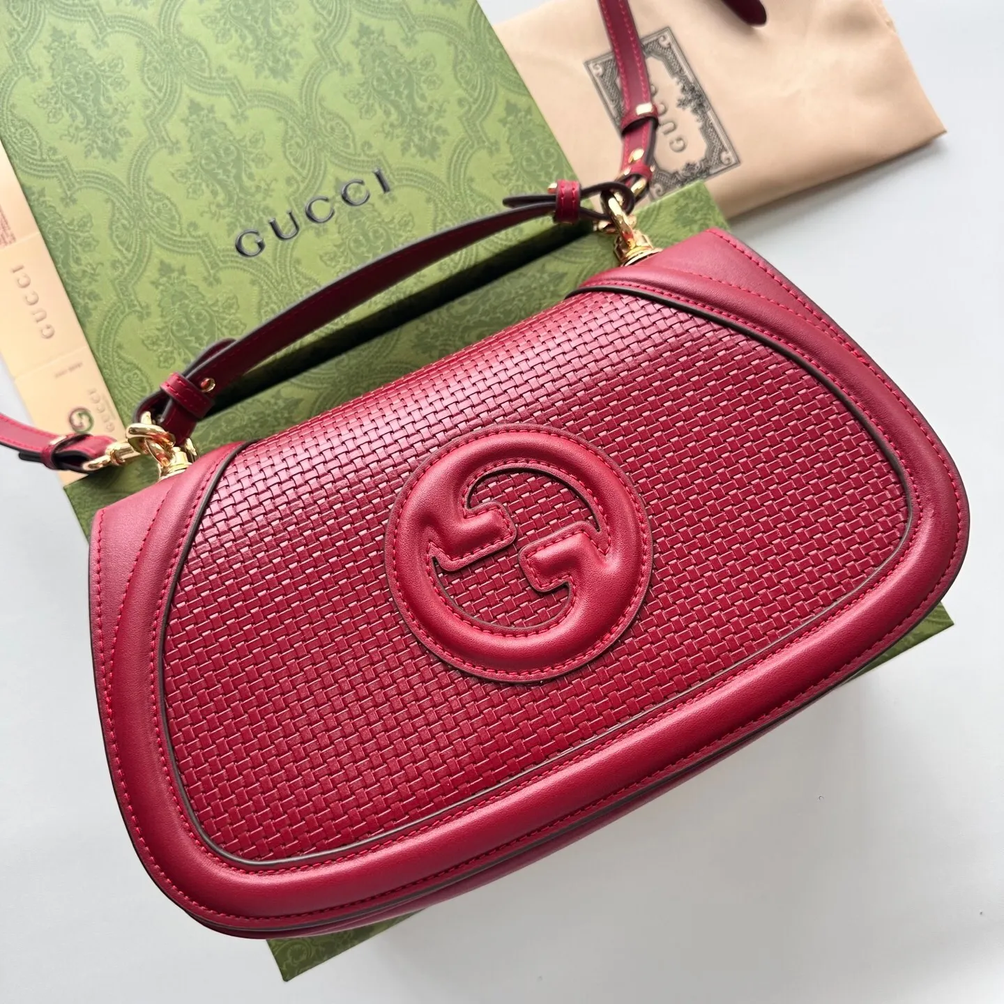All Categories Official Website "Brand Women's Bags" Women's Bags 💙 GUCCI 2025 New GUCCI Crossbody Bag