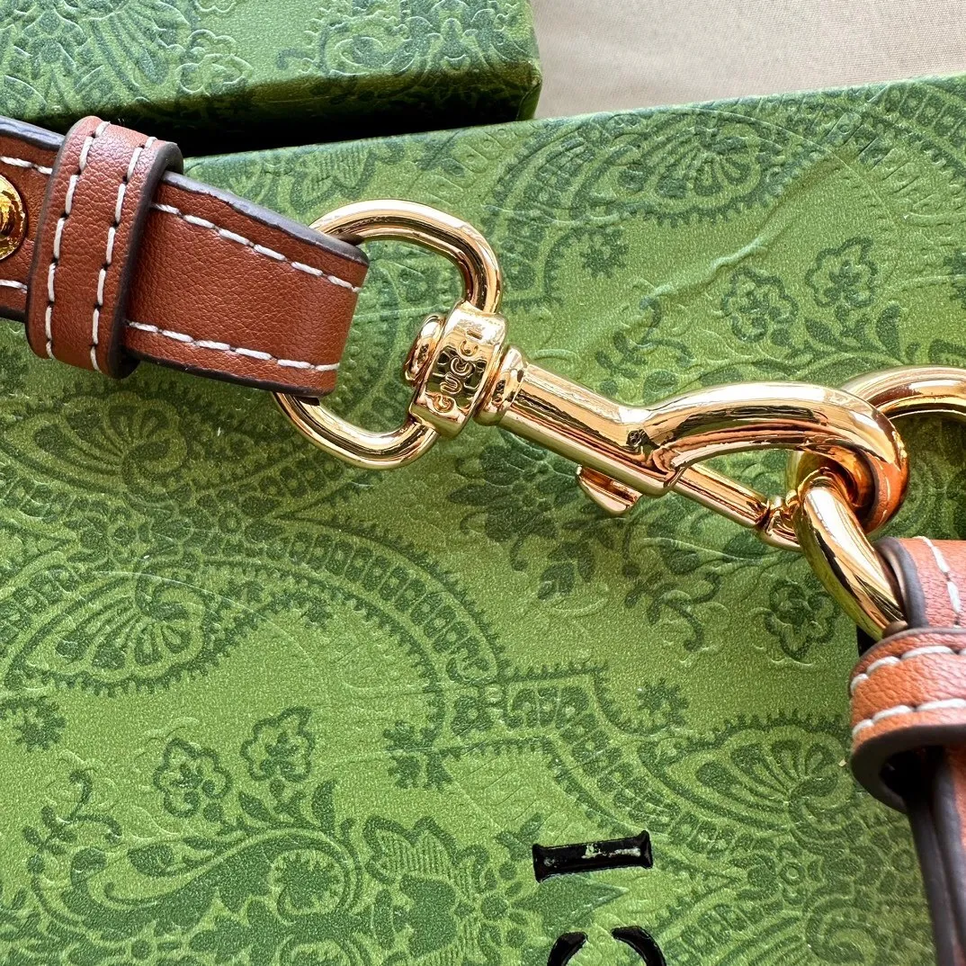 All Categories Official Website "Brand Women's Bags" Women's Bags 💙 GUCCI 2025 New GUCCI Crossbody Bag