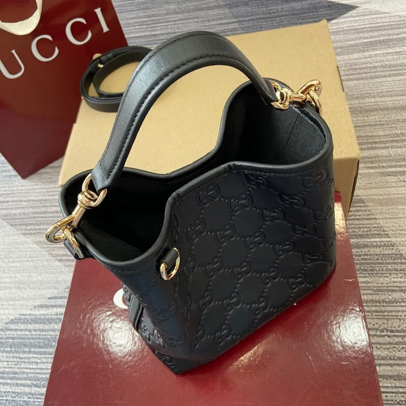 All Categories Official Website "Brand Women's Bags" Women's Bags 💙 GUCCI 2025 New GUCCI Crossbody Bag