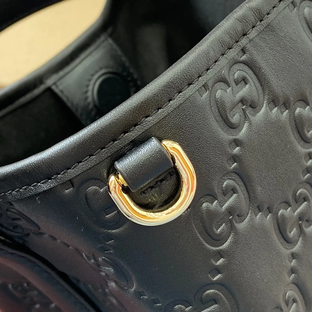 All Categories Official Website "Brand Women's Bags" Women's Bags 💙 GUCCI 2025 New GUCCI Crossbody Bag