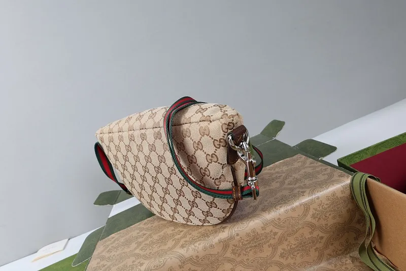 All categories Official website "Brand Women's Bags" Women's Bags 💙 GUCCI 2026 GUCCI new crossbody shoulder bag