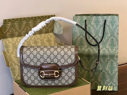 All Categories Official Website "Brand Women's Bags" Women's Bags 💙 GUCCI 2022 Official New Style Gucci Saddle Bag Wholesale 58001600 High Quality Specifications: 25-18CM