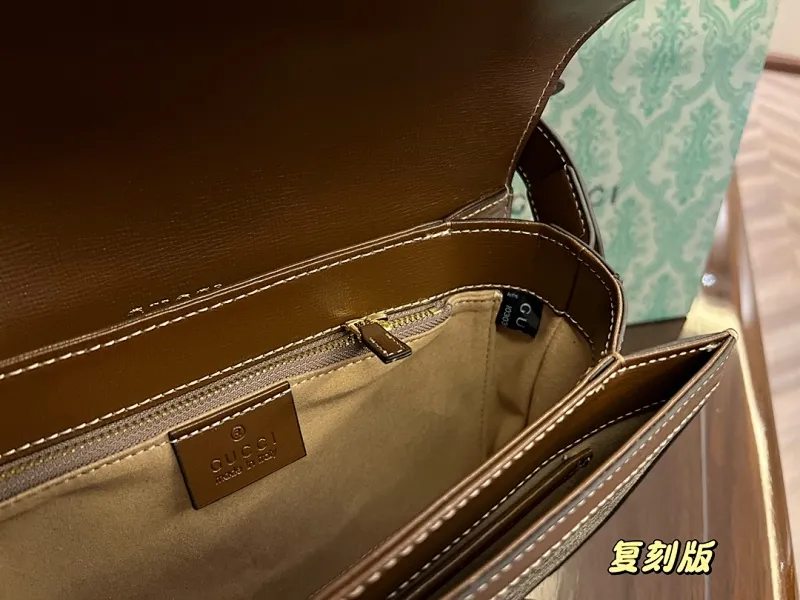 All Categories Official Website "Brand Women's Bags" Women's Bags 💙 GUCCI 2022 Official New Style Gucci Saddle Bag Wholesale 58001600 High Quality Specifications: 25-18CM