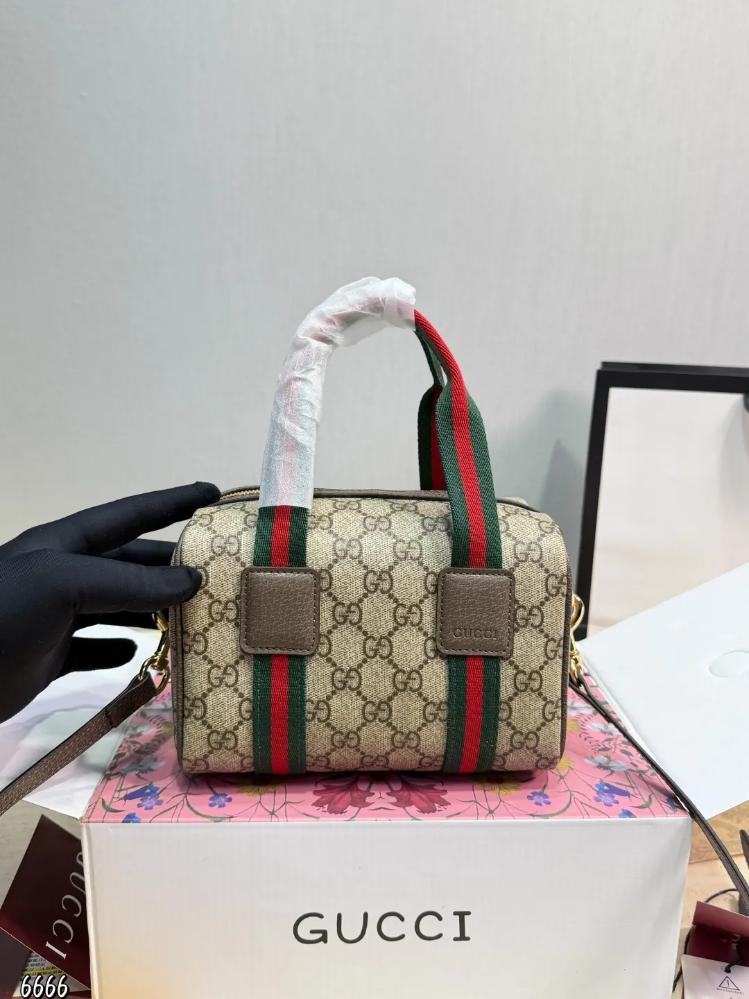 All Categories Official Website "Brand Women's Bags" Women's Bags 💙 GUCCI 2026 New GUCCI Crossbody Bag