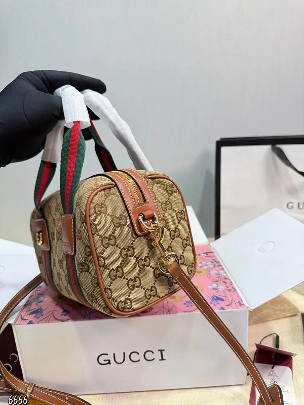 All Categories Official Website "Brand Women's Bags" Women's Bags 💙 GUCCI 2026 New GUCCI Crossbody Bag