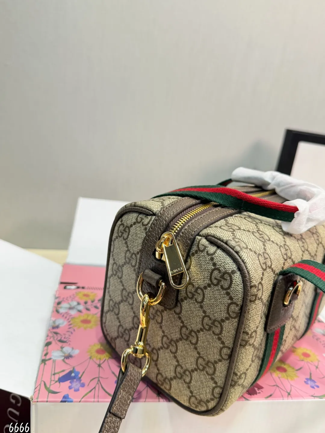 All Categories Official Website "Brand Women's Bags" Women's Bags 💙 GUCCI 2026 New GUCCI Crossbody Bag