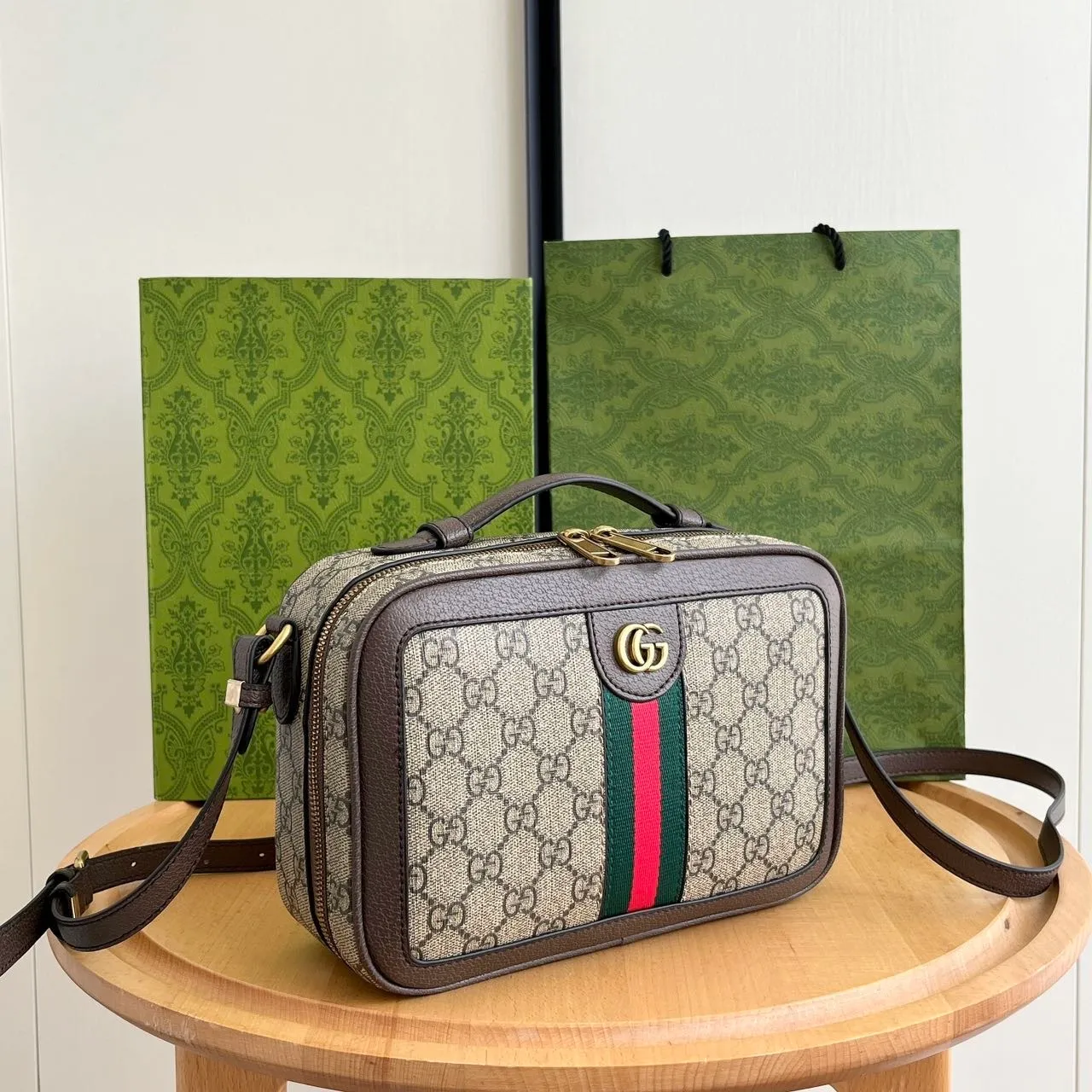All Categories Official Website "Brand Women's Bags" Women's Bags 💙 GUCCI 2026 New GUCCI Crossbody Bag