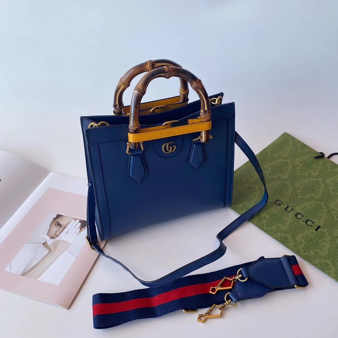 All Categories Official Website "Brand Women's Bags" Women's Bags 💙 GUCCI 2022 Official New Gucci Tote Bag Wholesale 58002200 High Quality Specifications: 27-24-11CM