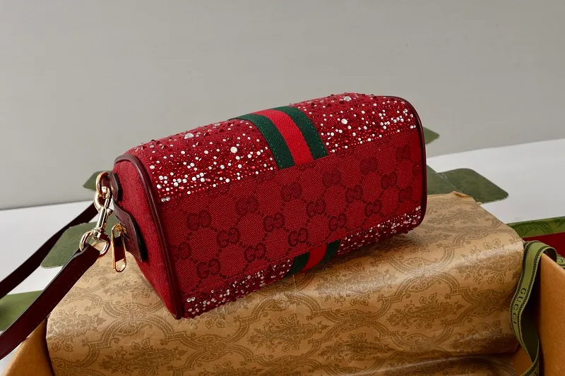 All categories Official website "Brand Women's Bags" Women's Bags 💙 GUCCI 2026 GUCCI new crossbody shoulder bag