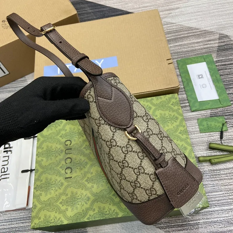 All categories Official website "Brand Women's Bags" Women's Bags 💙 GUCCI 2024 latest GUCCI crossbody bag