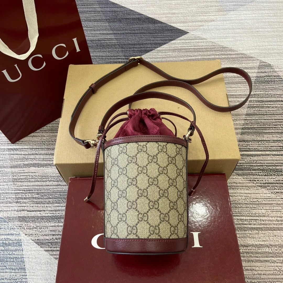 All Categories Official Website "Brand Women's Bags" Women's Bags 💙 GUCCI 2025 New GUCCI Crossbody Bag