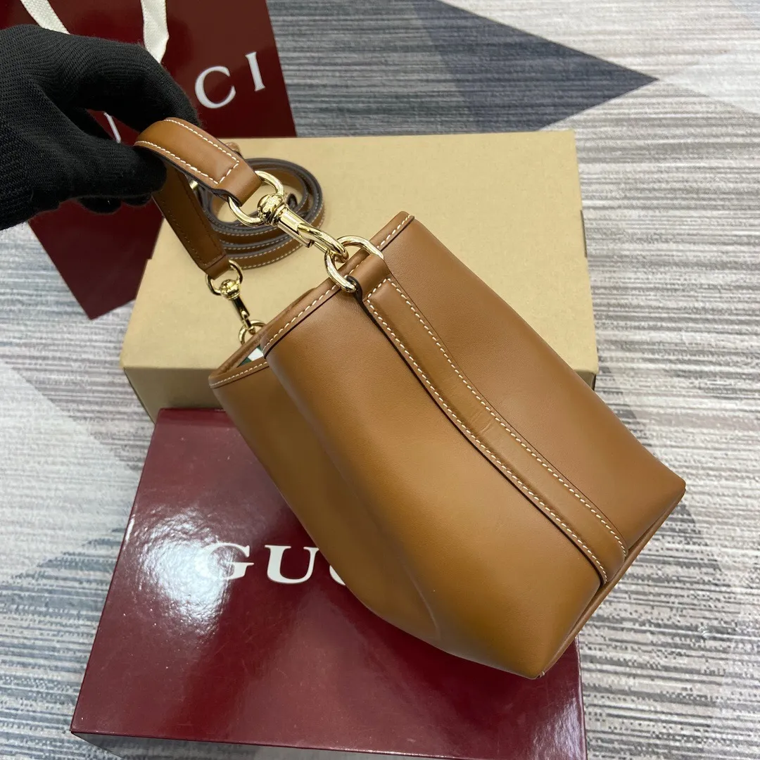 All Categories Official Website "Brand Women's Bags" Women's Bags 💙 GUCCI 2025 New GUCCI Crossbody Bag