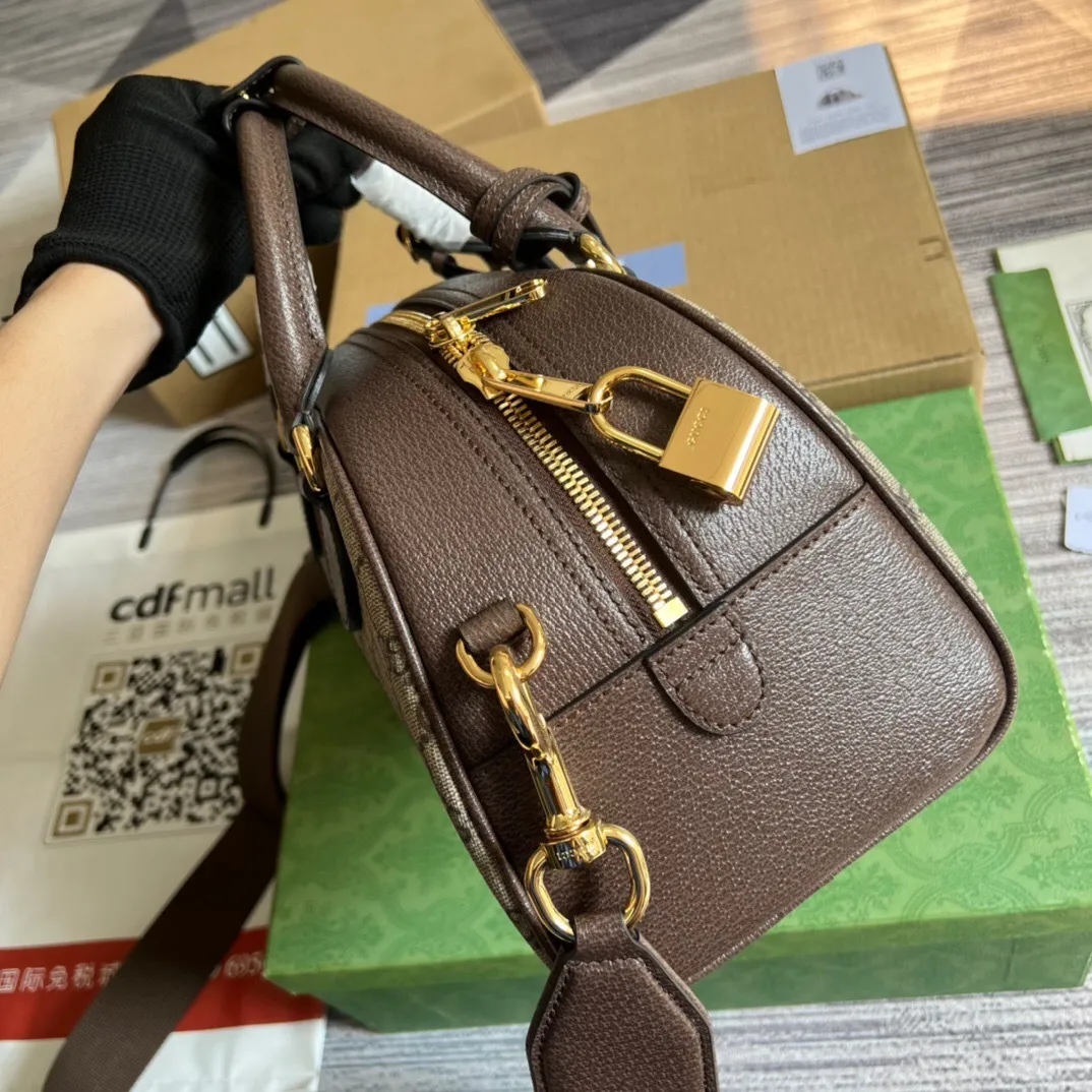 All Categories Official Website "Brand Women's Bags" Women's Bags 💙 GUCCI 2025 New GUCCI Crossbody Bag