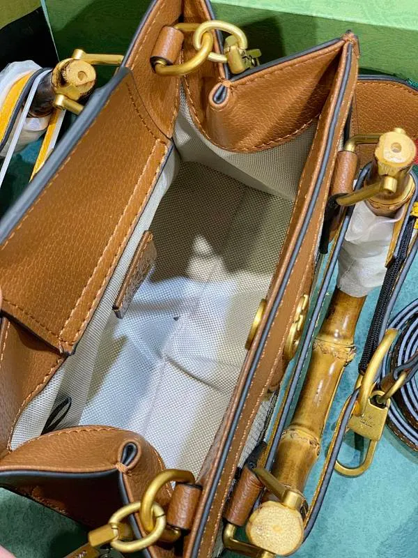 All categories Official website "Brand Women's Bags" Women's Bags 💙 GUCCI 2023 latest GUCCI crossbody bag