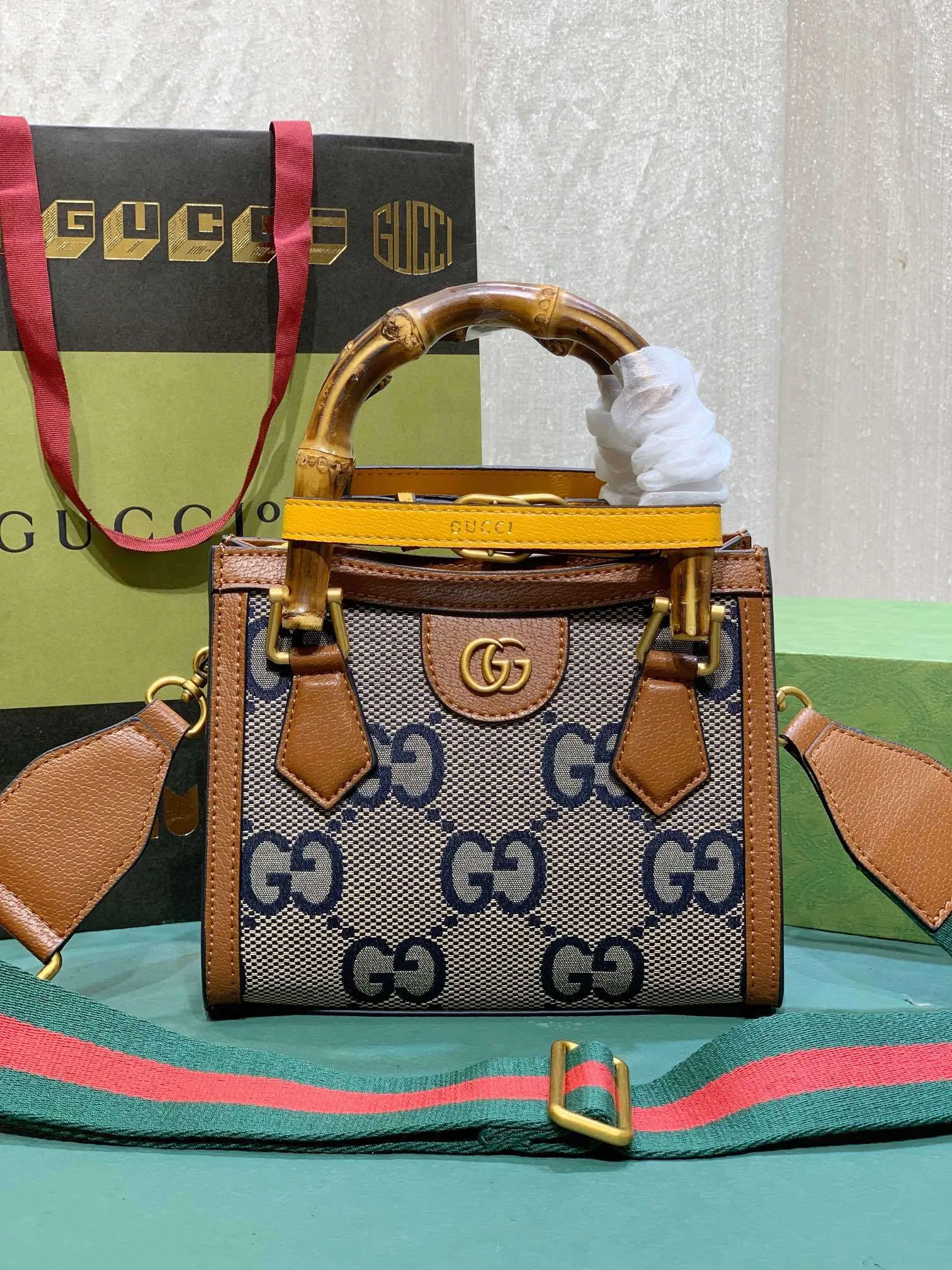 All categories Official website "Brand Women's Bags" Women's Bags 💙 GUCCI 2023 latest GUCCI crossbody bag