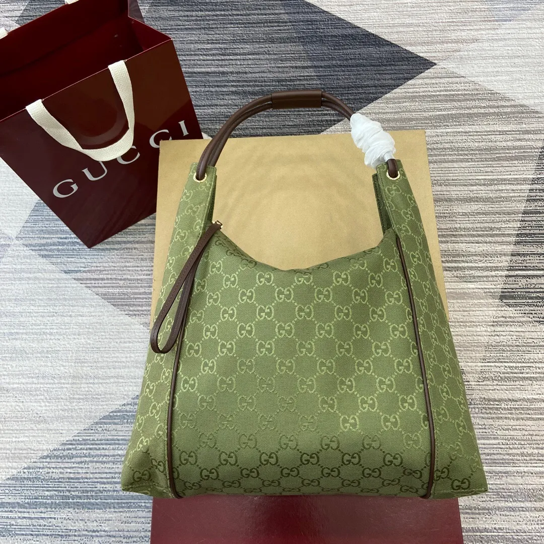 All categories Official website "Brand Women's Bags" Women's Bags 💙 GUCCI 2025 new GUCCI armpit bag