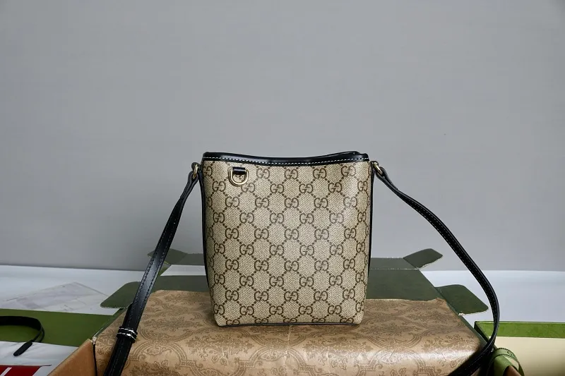 All categories Official website "Brand Women's Bags" Women's Bags 💙 GUCCI 2026 GUCCI new crossbody shoulder bag