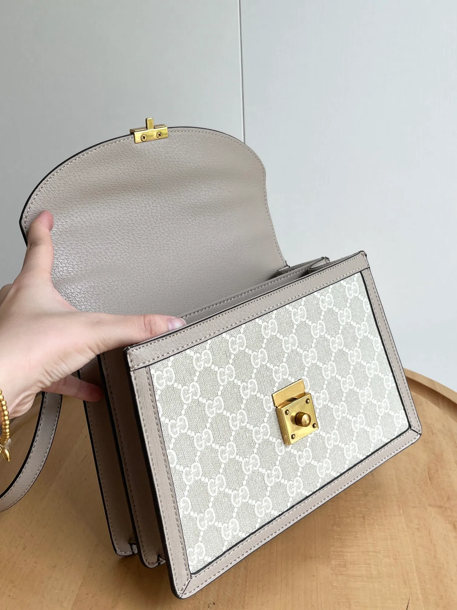 All Categories Official Website "Brand Women's Bags" Women's Bags 💙 GUCCI 2026 New GUCCI Crossbody Bag