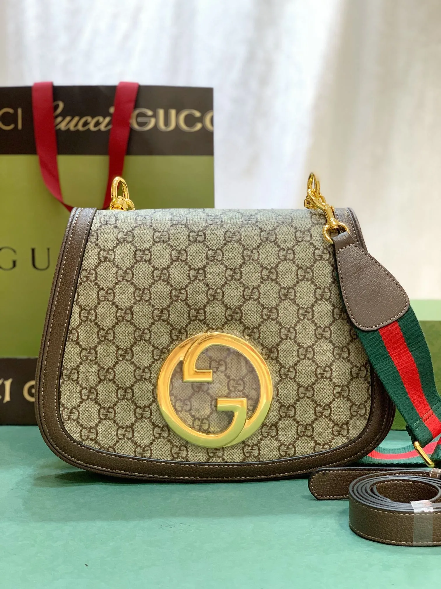 All categories Official website "Brand Women's Bags" Women's Bags 💙 GUCCI 2024 latest GUCCI crossbody bag