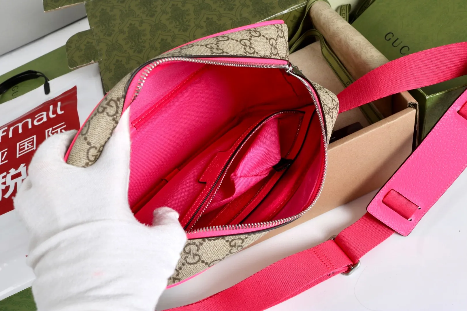 All Categories Official Website "Brand Women's Bags" Women's Bags 💙 GUCCI GUCCI 2026 New Classic GG Pattern Crossbody Bag