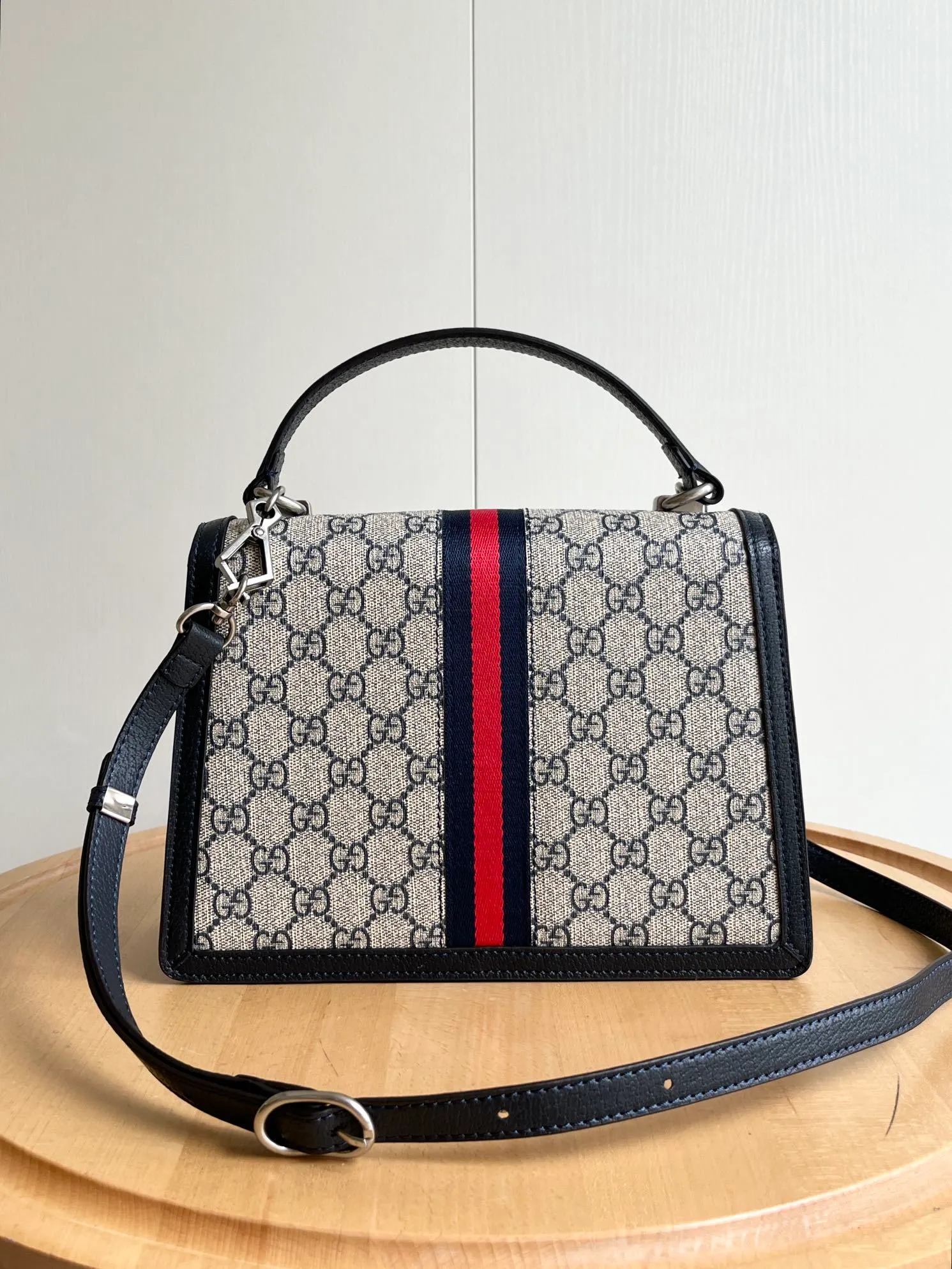All Categories Official Website "Brand Women's Bags" Women's Bags 💙 GUCCI 2026 New GUCCI Crossbody Bag