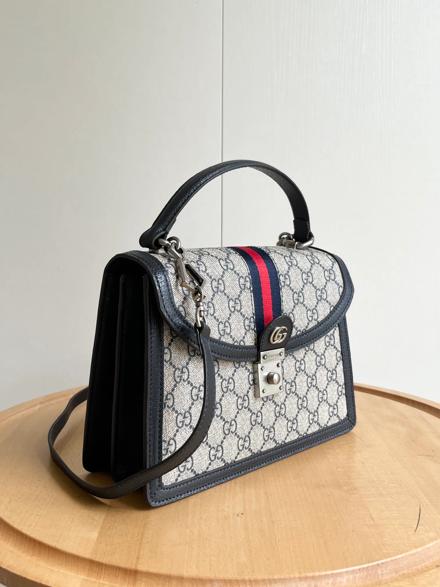All Categories Official Website "Brand Women's Bags" Women's Bags 💙 GUCCI 2026 New GUCCI Crossbody Bag