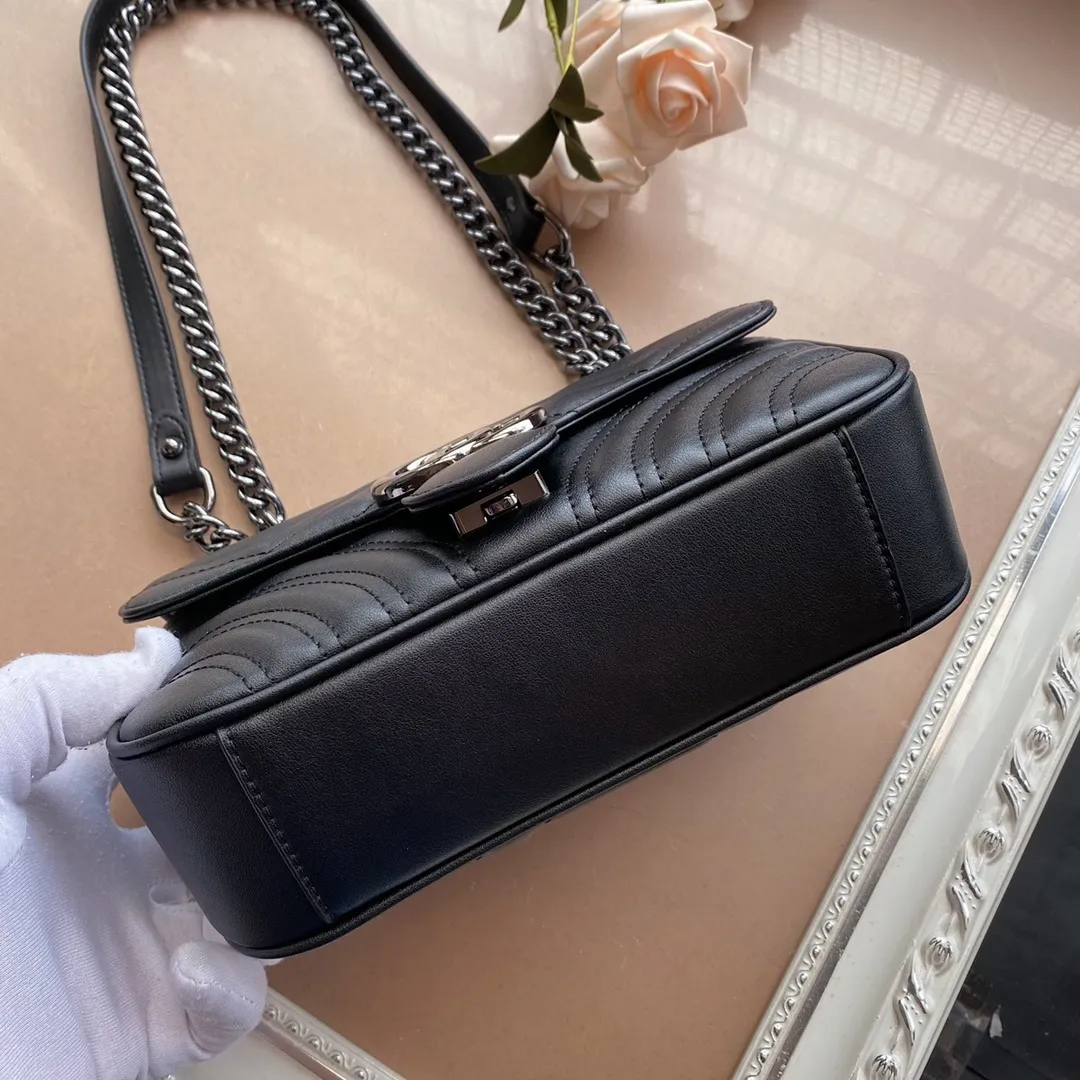All categories Official website "Brand Women's Bags" Women's Bags 💙 GUCCI 2022 Official New Gucci Crossbody Bag Wholesale 58001800 High Quality Specifications: 22-13-6CM