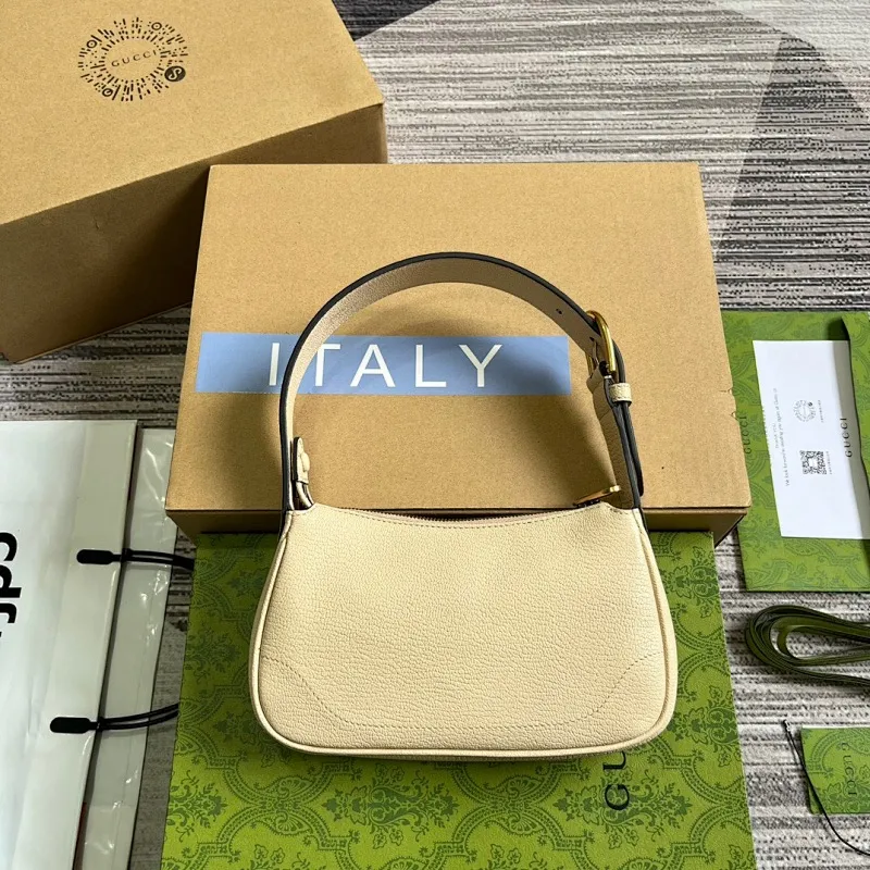 All categories Official website "Brand Women's Bags" Women's Bags 💙 GUCCI 2025 new GUCCI armpit bag