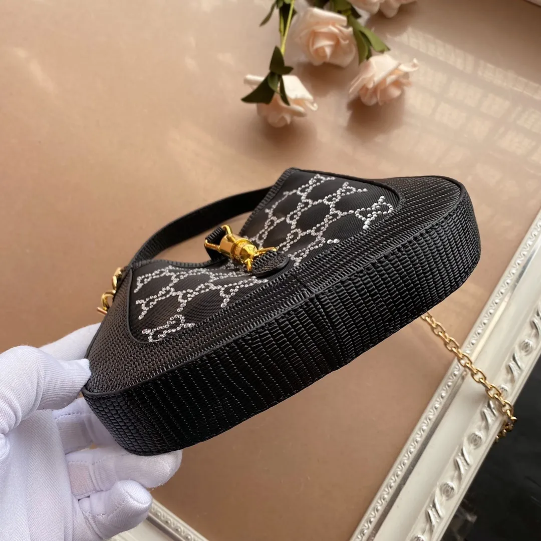 All Categories Official Website "Brand Women's Bags" Women's Bags 💙 GUCCI 2022 Official New Gucci Underarm Bag Wholesale 58002000 High Quality Specifications: 19-13-3CM